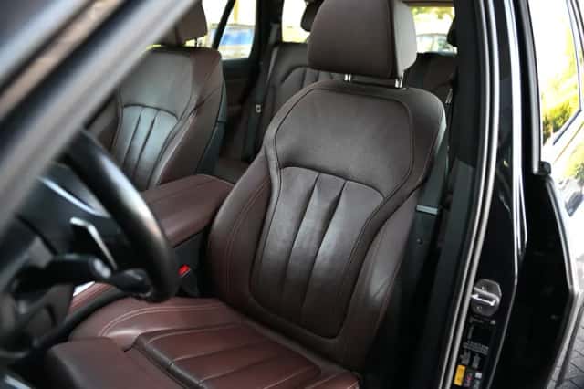 BMW X5 (2021) thumbnail 3