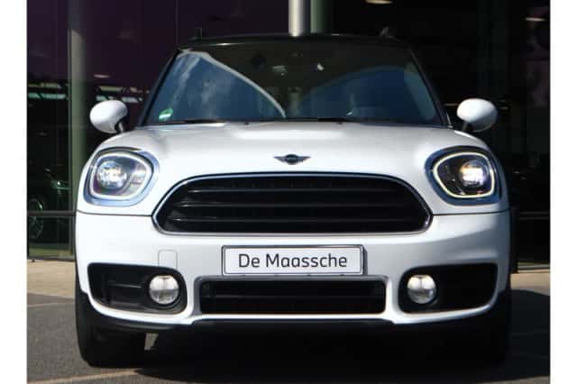 MINI Countryman (2019) thumbnail 4
