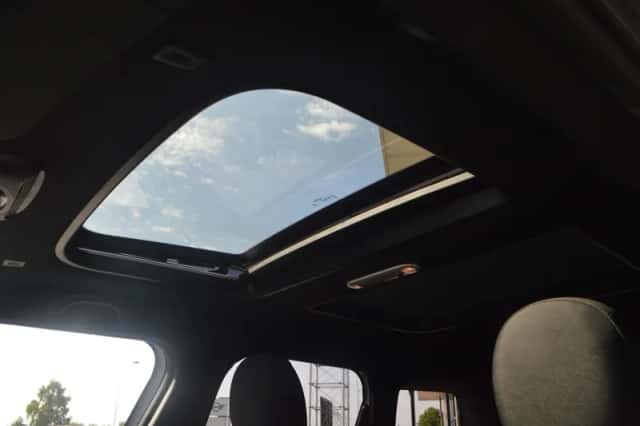 MINI Countryman (2019) thumbnail 5