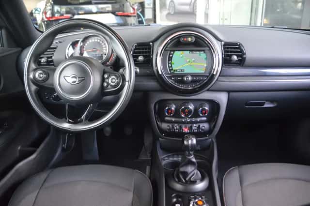 MINI Clubman (2018) thumbnail 3