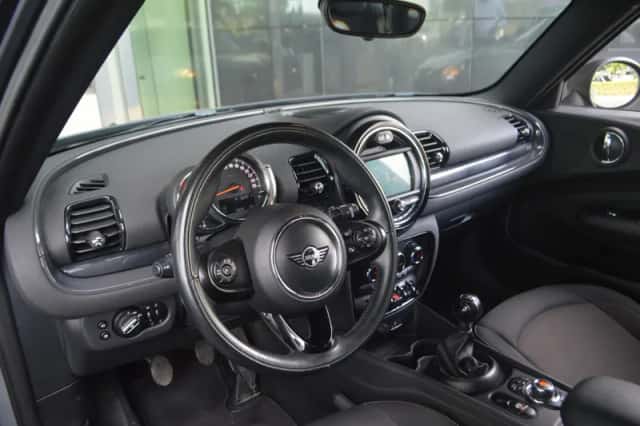 MINI Clubman (2018) thumbnail 6