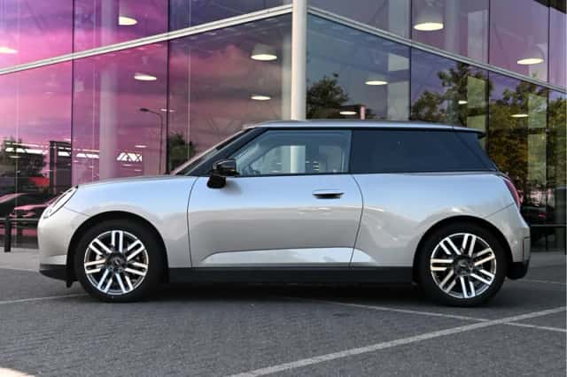 MINI Mini Electric (2025) thumbnail 5