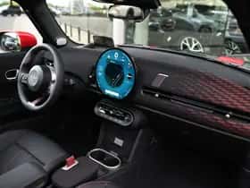 MINI Hatchback (2025) thumbnail 4