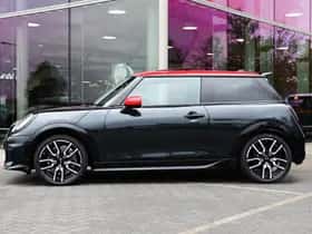 MINI Hatchback (2025) thumbnail 5
