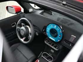 MINI Hatchback (2025) thumbnail 6