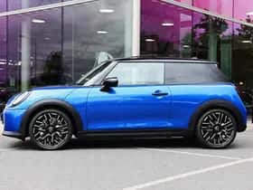 MINI Hatchback (2025) thumbnail 5