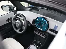 MINI Hatchback (2025) thumbnail 6