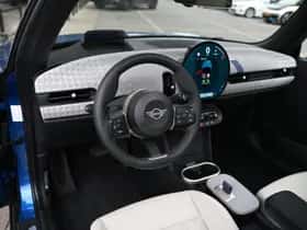 MINI Hatchback (2025) thumbnail 9