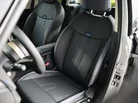 MINI Hatchback (2025) thumbnail 3