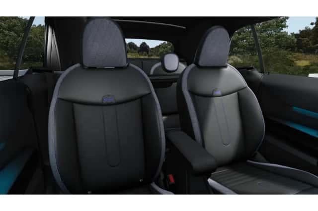 MINI Cabrio (2026) thumbnail 4