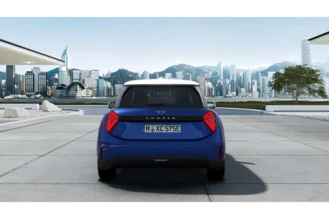 MINI Hatchback (2026) thumbnail 3