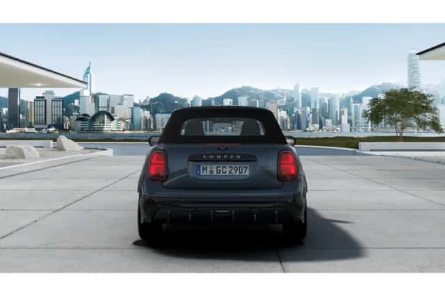 MINI Cabrio (2026) thumbnail 4