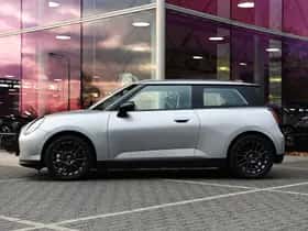 MINI Hatchback (2026) thumbnail 5
