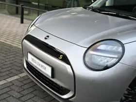 MINI Hatchback (2026) thumbnail 9