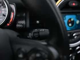 MINI Cabrio (2018) thumbnail 13