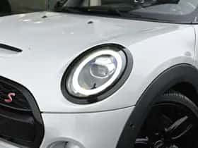 MINI Cabrio (2018) thumbnail 17