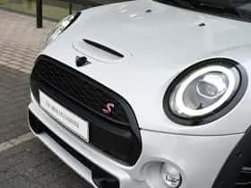 MINI Cabrio (2018) thumbnail 19