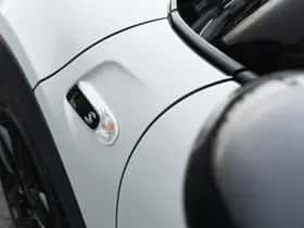 MINI Cabrio (2018) thumbnail 21