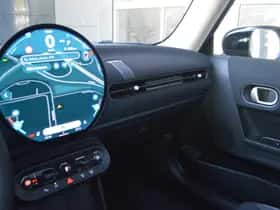 MINI Hatchback (2025) thumbnail 3