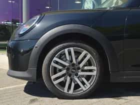 MINI Hatchback (2025) thumbnail 9