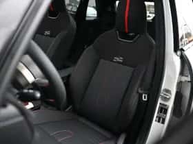 MINI Hatchback (2026) thumbnail 4