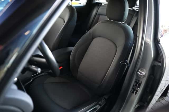 MINI Clubman (2018) thumbnail 3