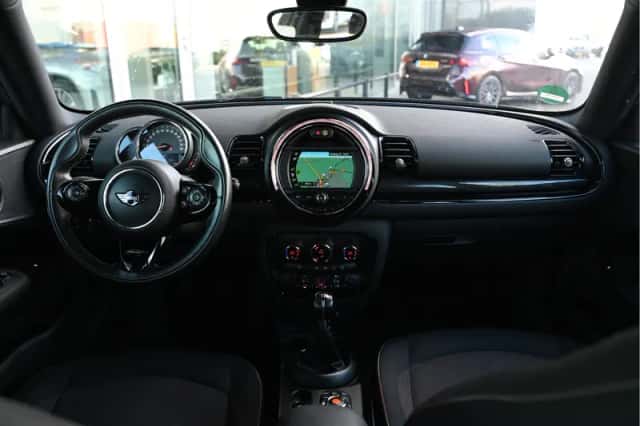 MINI Clubman (2018) thumbnail 4