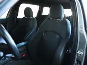 MINI Clubman (2019) thumbnail 3
