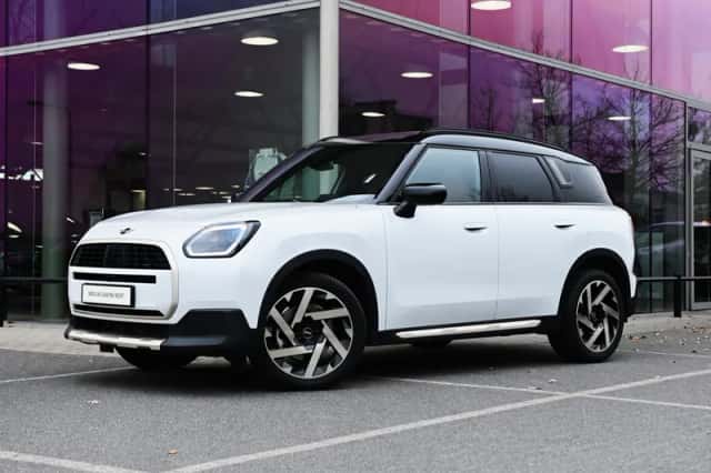 MINI Countryman (2025) thumbnail 1