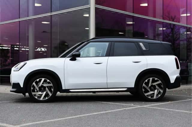 MINI Countryman (2025) thumbnail 5