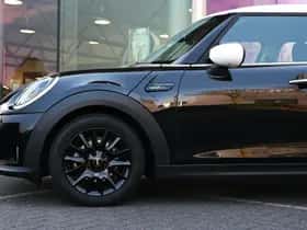 MINI Hatchback (2023) thumbnail 7