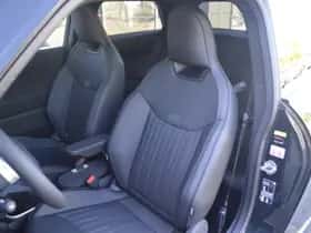 MINI Hatchback (2026) thumbnail 5