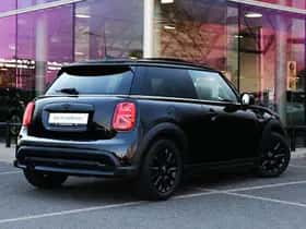 MINI Hatchback (2022) thumbnail 2