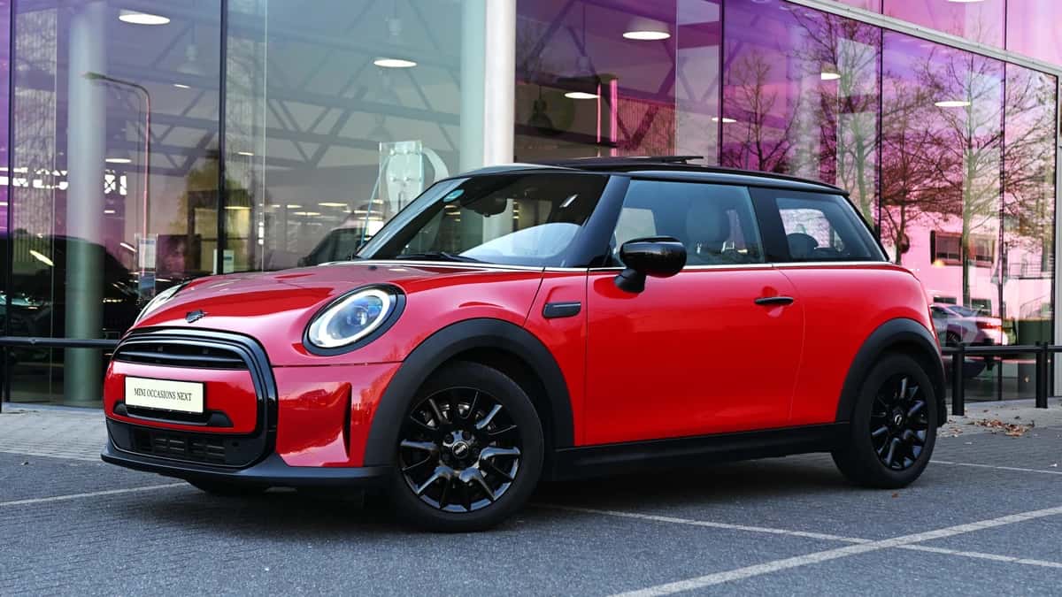 MINI Hatchback (2022) — foto 1