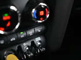 MINI Hatchback (2023) thumbnail 14