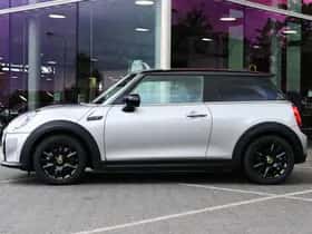 MINI Hatchback (2023) thumbnail 5