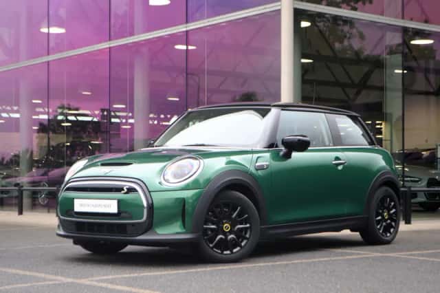 MINI Electric (2022) thumbnail 1