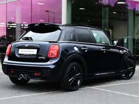 MINI Hatchback (2021) thumbnail 2