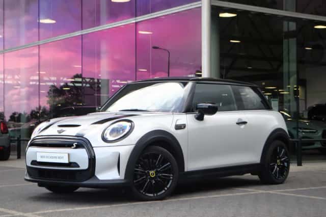 MINI Electric (2022) thumbnail 1