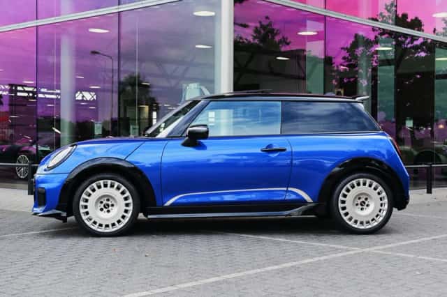 MINI Hatchback (2026) thumbnail 5