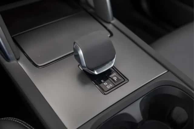 Land Rover Discovery Sport (2025) thumbnail 14