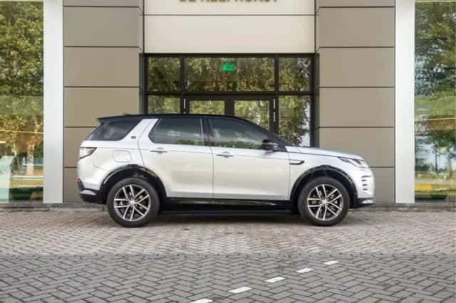 Land Rover Discovery Sport (2025) thumbnail 17