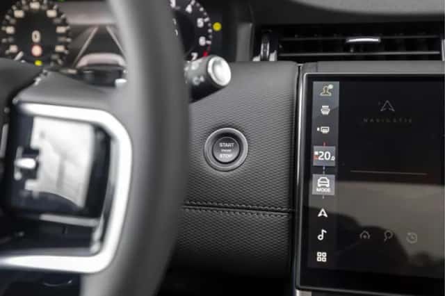 Land Rover Discovery Sport (2025) thumbnail 40