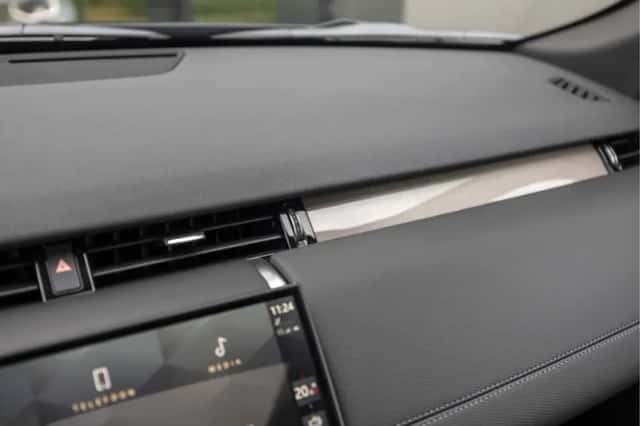 Land Rover Discovery Sport (2025) thumbnail 43