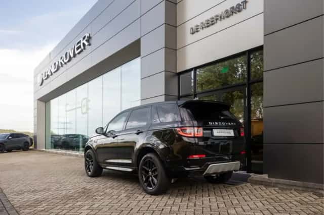 Land Rover Discovery Sport (2025) thumbnail 15