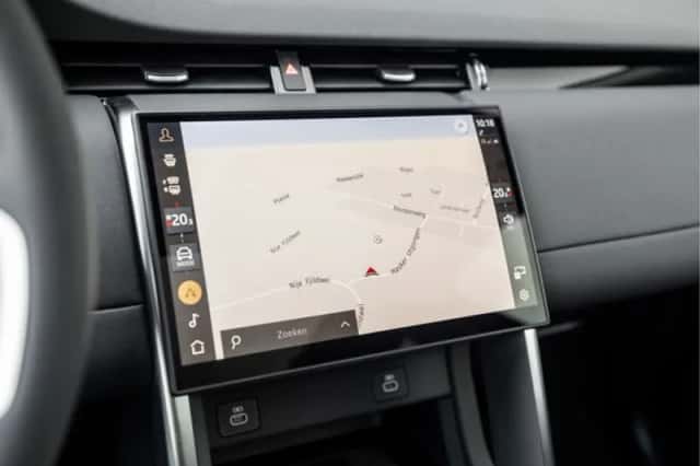 Land Rover Discovery Sport (2025) thumbnail 18