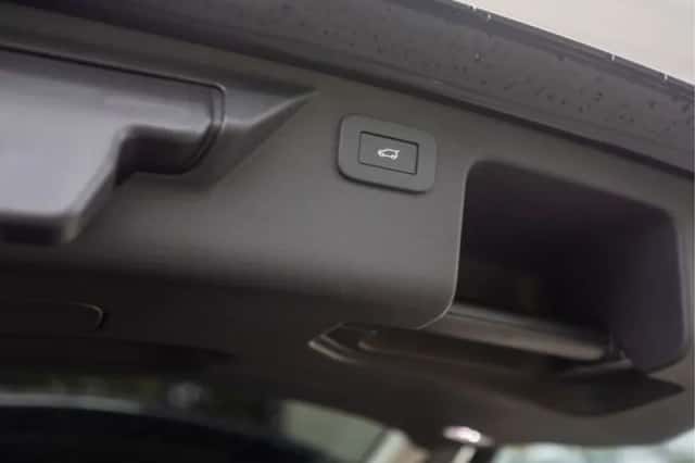 Land Rover Discovery Sport (2025) thumbnail 29