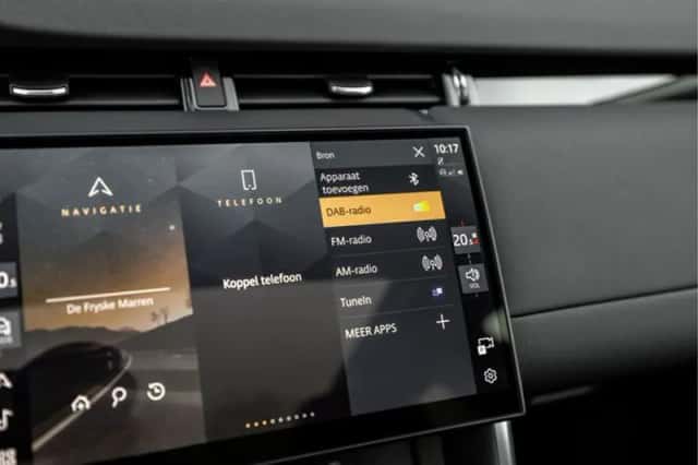Land Rover Discovery Sport (2025) thumbnail 39