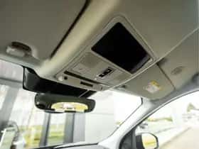 Land Rover Discovery Sport (2025) thumbnail 40