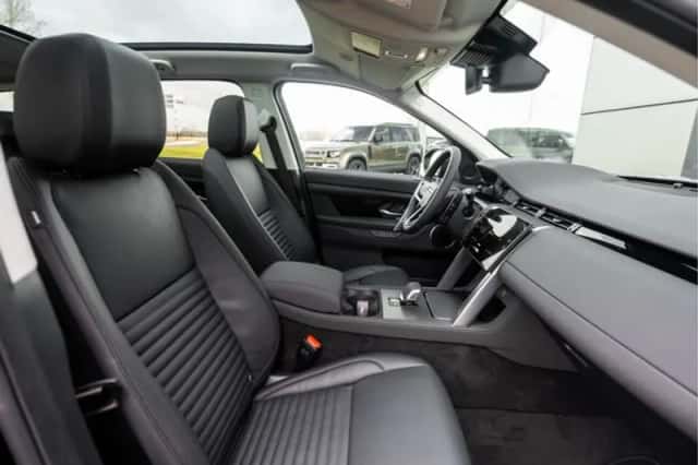 Land Rover Discovery Sport (2025) thumbnail 48
